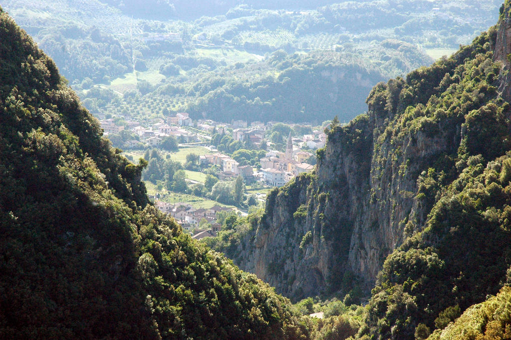 Ferentillo Residenza Di Paese Castello Del Poggio酒店 外观 照片