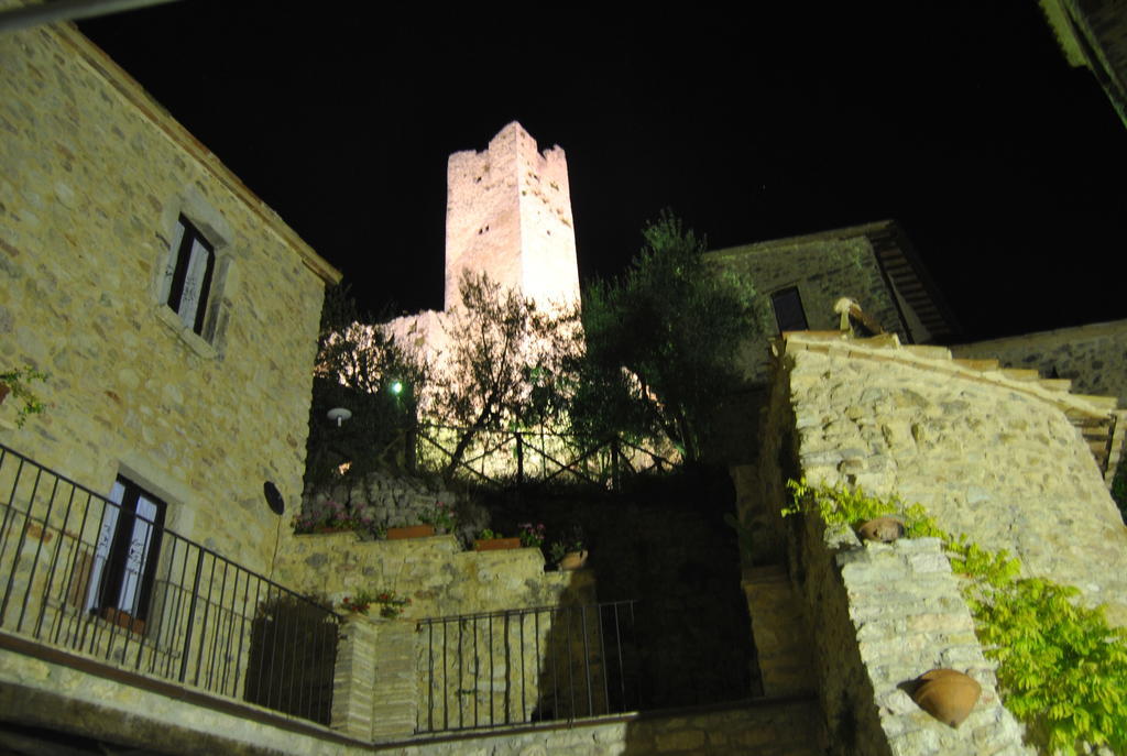 Ferentillo Residenza Di Paese Castello Del Poggio酒店 外观 照片