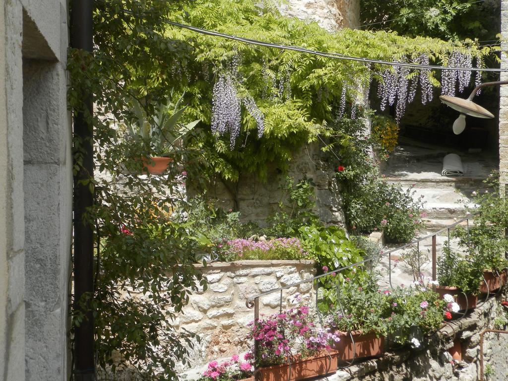Ferentillo Residenza Di Paese Castello Del Poggio酒店 外观 照片
