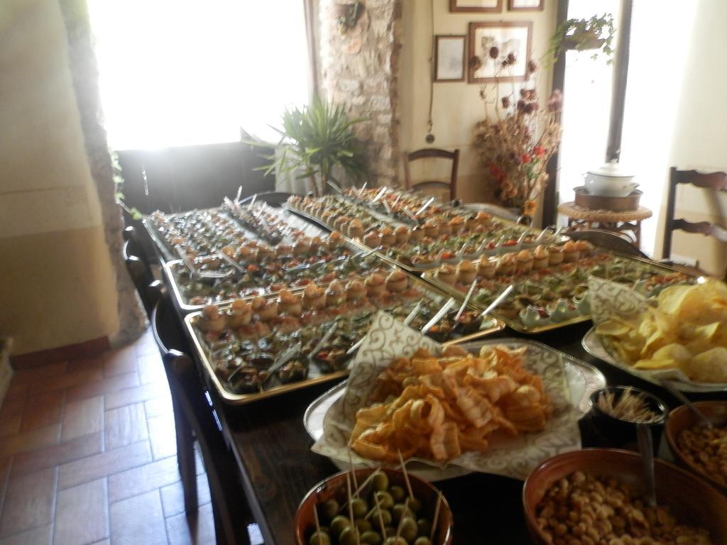 Ferentillo Residenza Di Paese Castello Del Poggio酒店 外观 照片